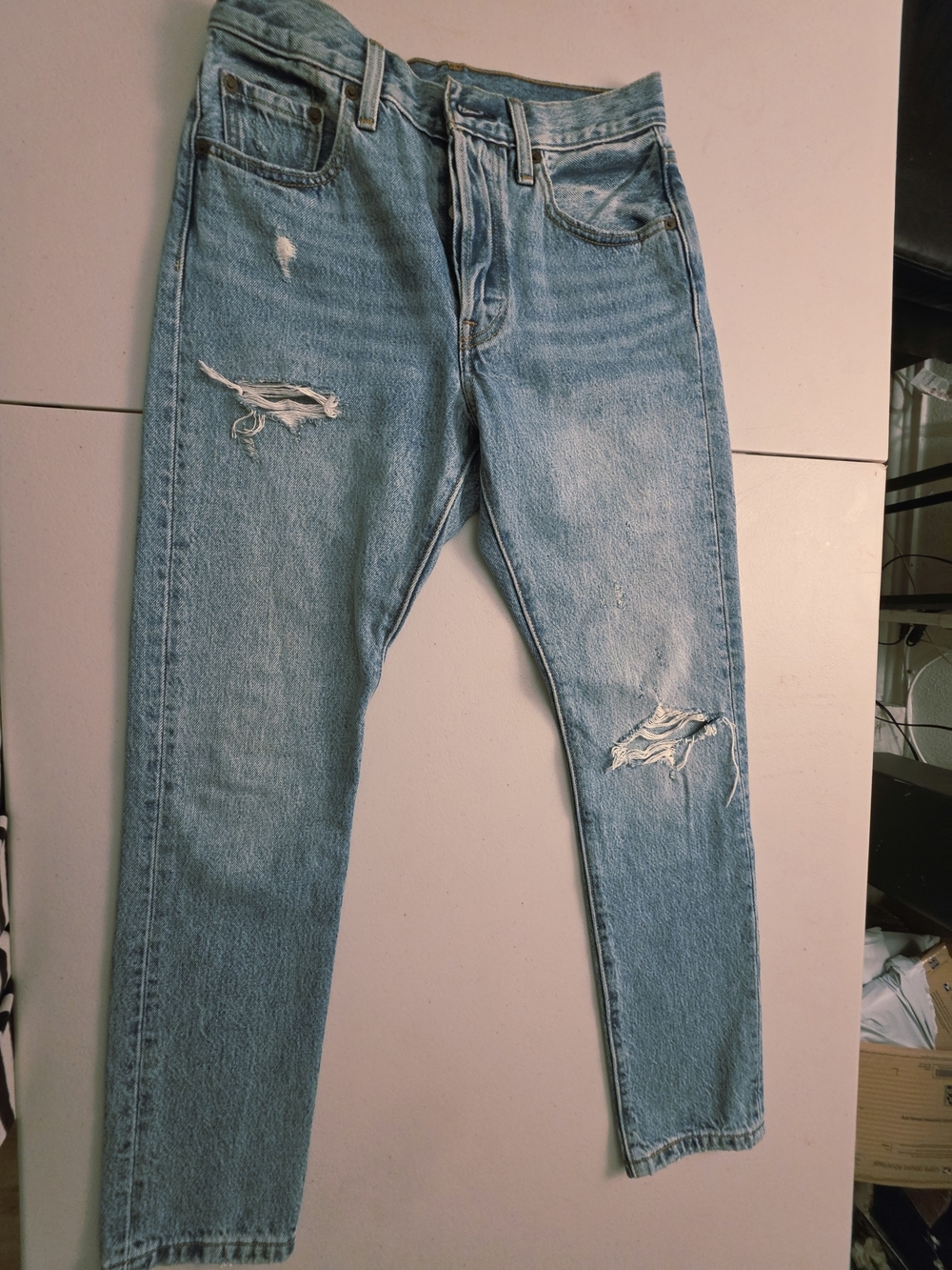 Levi's High-Rise Light Blue Distressed Women’s Jeans - Picture 3 of 10